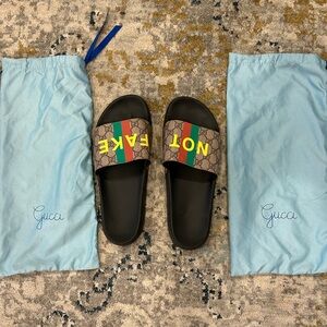 NOT FAKE Gucci Slides ! Dead stock no longer made. Last sold was over 500$.